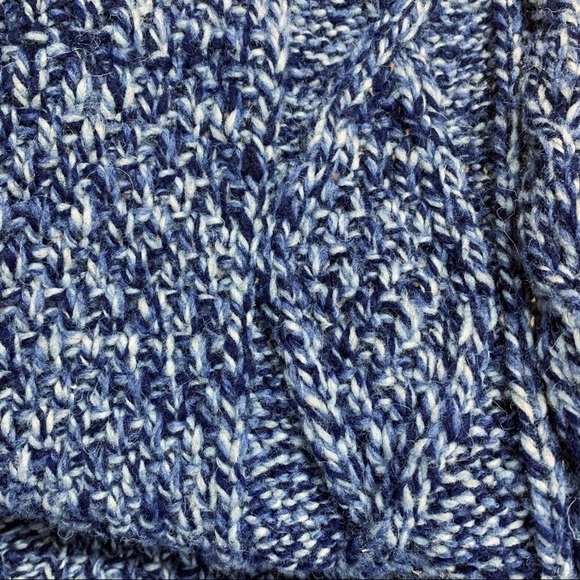 Otavalo Native American Wool ZipUp Hooded Cardigan - Picture 7 of 8